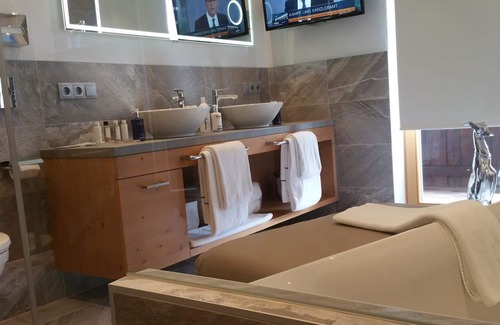 Seefeld in Tirol House | Double Superior Balcony with breakfast - Hotel Vergeiner