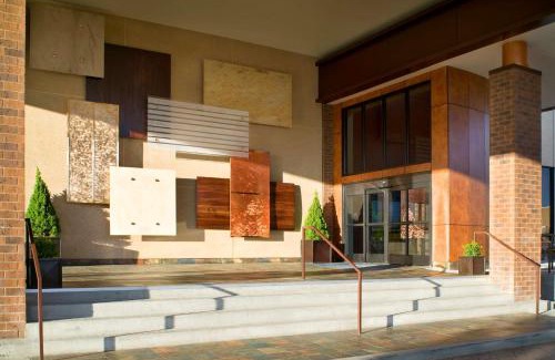Greenwood Village Hotel | DoubleTree by Hilton Denver Tech