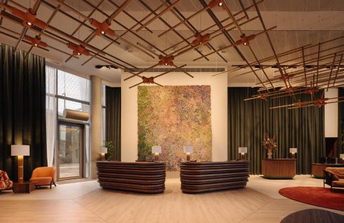 Nieuwmarkt en Lastage Hotel | DoubleTree by Hilton Amsterdam Centraal Station