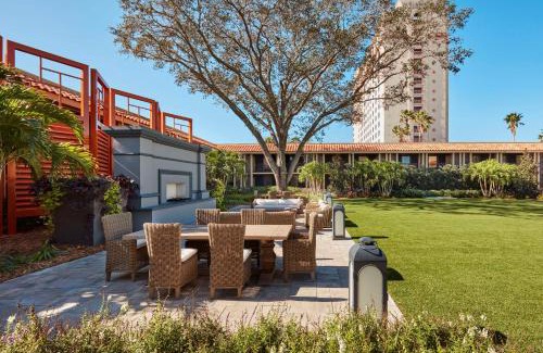 Florida Central Atlantic Coast Resort | DoubleTree by Hilton Hotel Orlando at SeaWorld