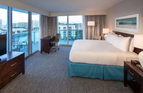 Hollywood South Central Beach Resort | Doubletree Resort by Hilton Hollywood Beach
