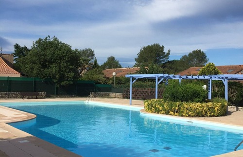 La Motte House | DOUCEUR D'AZUR 4-person house with small garden, in residence with swimming pool