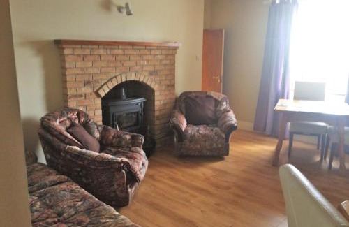 Fossa House | Doughlasha House V93RX64