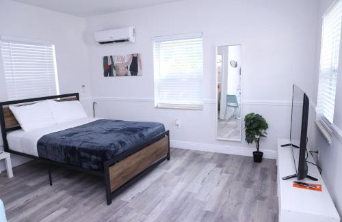 West Little Havana Apartment | Douglas rd apartments