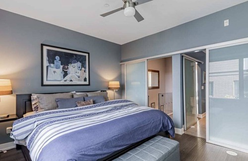 Little Italy House | Downtown 3-Story Exec Townhouse - Free Parking!
