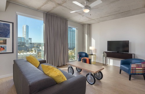 Civic District Resort | Downtown Austin at its finest!