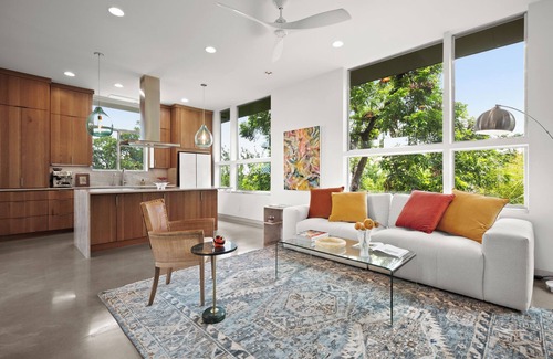 Central East Austin House | Downtown Austin Gem I Pet-friendly 4BR home w/fire pit & fenced yard