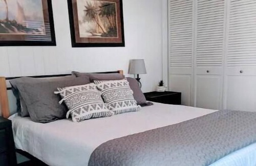 Hot Springs House | Downtown/Horse track 1.5mile,Fenced yard