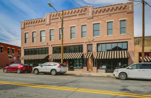 Hot Springs Apartment | Downtown Hot Springs Condo Near Bathhouse Row!