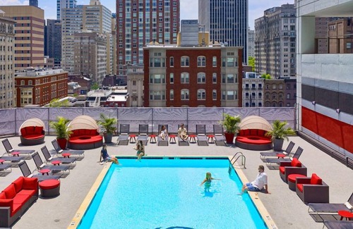 Center City West Hotel | Downtown Hotel near Rittenhouse Square! Modern and Pet-friendly Suite, Pool!