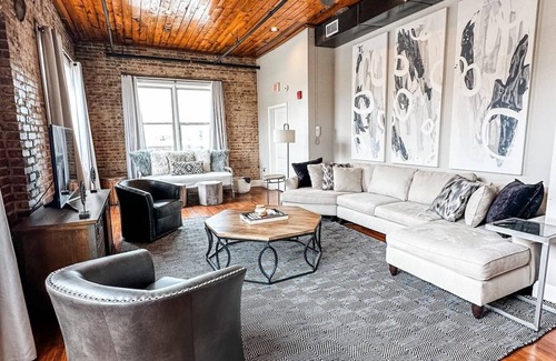 Tuscaloosa Apartment | Downtown Lofts 1 Bedroom Penthouse