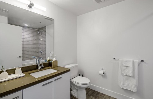 Historic Core Apartment | Downtown Los Angeles Apartment