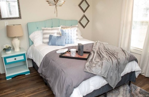 Capital View House | Downtown LR