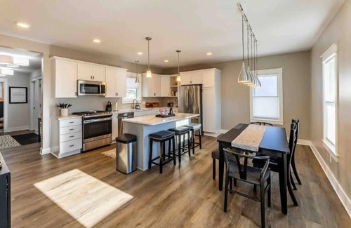 Nelson House | Downtown Muskegon Modern Victorian