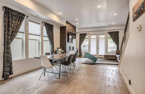 Central City House | Downtown ✦ Perfect Location ✦ Hot Tub & Sauna ✦ Garage ✦ Private Yard ✦ Pinball