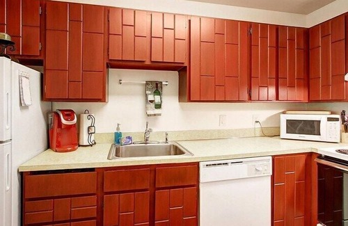 Education Hill House | Downtown Redmond 2 bed 1.5 bath