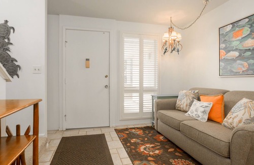 South Rehoboth Condo | Downtown Rehoboth Beach w/ Ocean Views Split Level Condo Sleeping 6