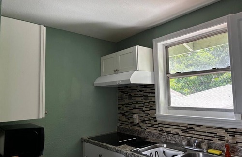 Park East Apartment | Downtown Sarasota Florida Vacation Rental, 2BR/2BA Apt, 5–10min to Lido & Siesta