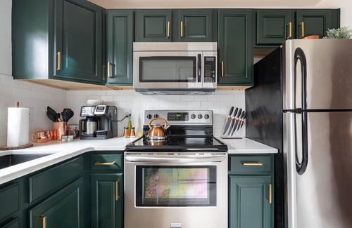 Italian Village Apartment | Downtown Short North Free Parking Convention Ctr