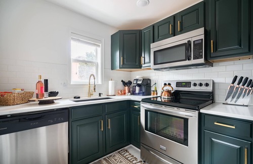 Italian Village Apartment | Downtown Short North Free Parking Convention Ctr