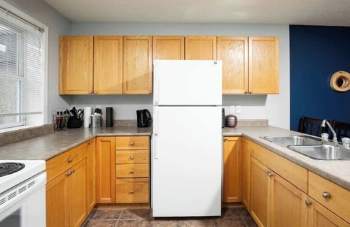 Grande Prairie House | Downtown Suite overlooking main street
