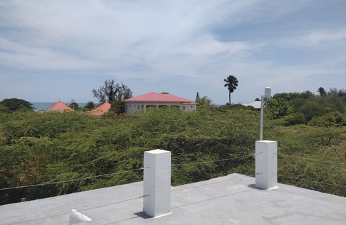 Treasure Beach House | Dragonfly - House- Short walk to beach