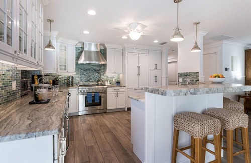 Anna Maria House | Dragonfly - Southern charm on the North end of Anna Maria Island