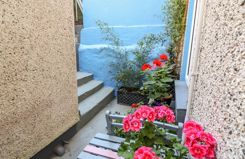 Plymouth Cottage | DRAKE'S RETREAT, romantic, with a garden in Plymouth