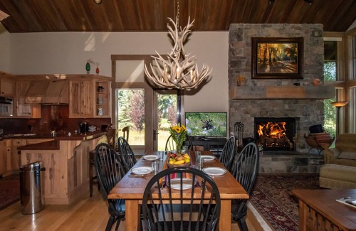 Jackson Hole House | Dramatic Views of Grand Teton National Park at Jackson Hole Golf and Tennis