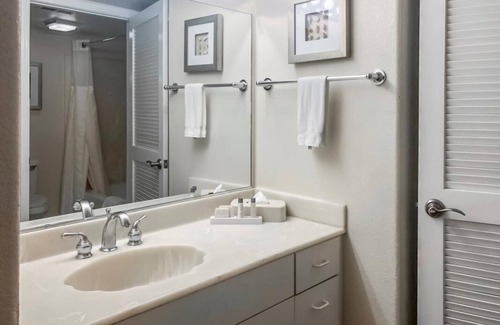 Capistrano Beach Resort | Dream Getaway! 3 Modern Units for Groups, Beachside, Pool