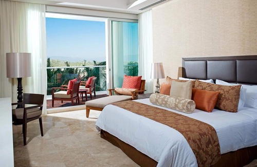Las Jarretaderas Resort | !Dream Getaway Opportunity! ! THE GRAND LUXXE Nuevo Vallarta or Riviera Maya