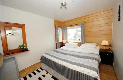 Myrdalshreppur House | Dream Guesthouse