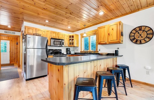 Bethel House | Dream Maker Lodge | 3 Bed, 2 Bath