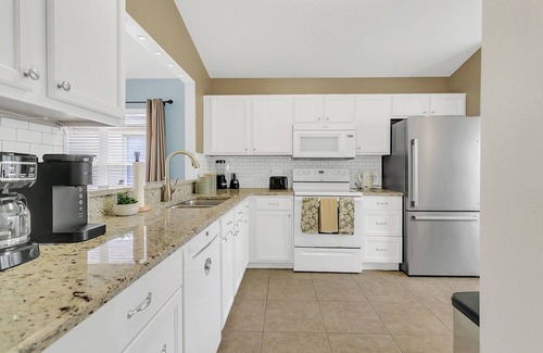 Westridge House | Dream Stay Orlando with pool and home theater. Minutes away from Disney World