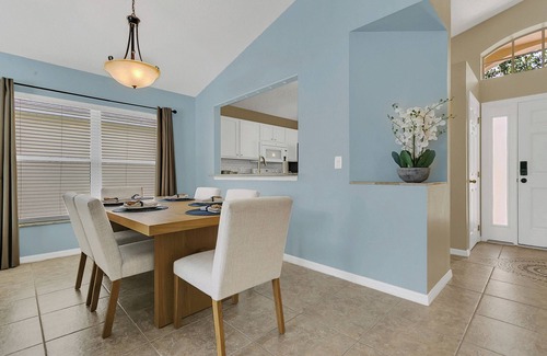 Westridge House | Dream Stay Orlando with pool and home theater. Minutes away from Disney World