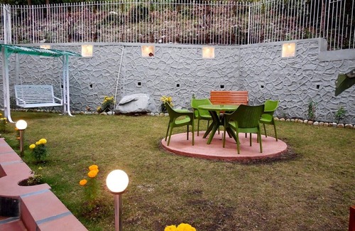 Kaul House | Dreamcatcher DELUXE UNIT 2