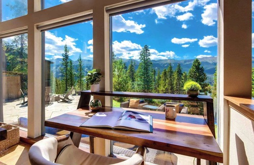 Forest Hills House | Dreamscape Breck: Epic Views, Magical Sunsets & Unforgettable Stays