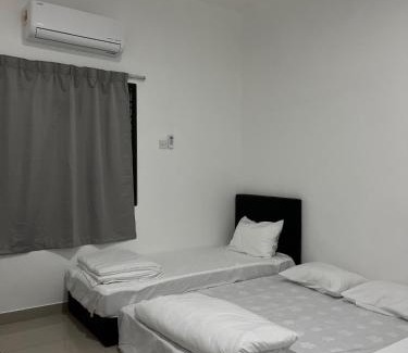 Port Dickson House | DreamSuite Homestay Lukut 3R5B 10 guests