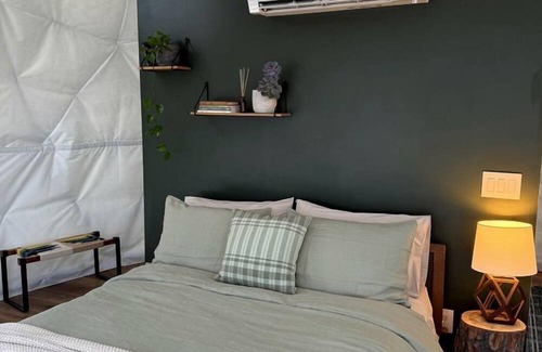 Crane Lake Cabin | Dreamy Luxury Glamping Dome with Lakefront Views near Voyageurs National Park in Crane Lake, MN