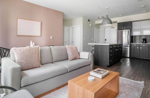 South of Market Apartment | Dreamy SoMa 1BR w/ Gym & EV Charging Station, nr BART, by Blueground