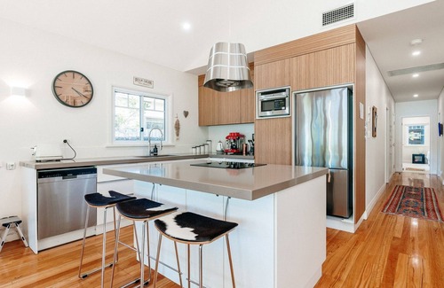 Patonga House | Driftwood By The Water- Holiday Special