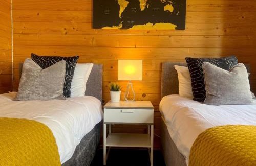 Colchester House | Duchess Lodge In Colchester 1BR,Couples, Contractors,Business Travellers, Free WIFI, Secure Parking