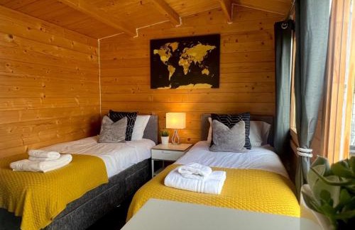 Colchester House | Duchess Lodge In Colchester 1BR,Couples, Contractors,Business Travellers, Free WIFI, Secure Parking