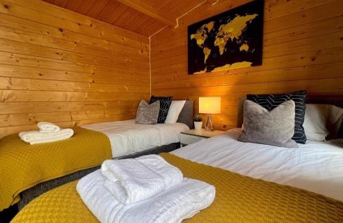 Colchester House | Duchess Lodge In Colchester 1BR,Couples, Contractors,Business Travellers, Free WIFI, Secure Parking