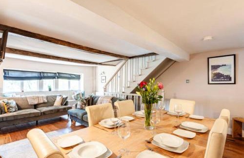 Haworth House | Duck Cottage - Cosy Cottage - Central Location