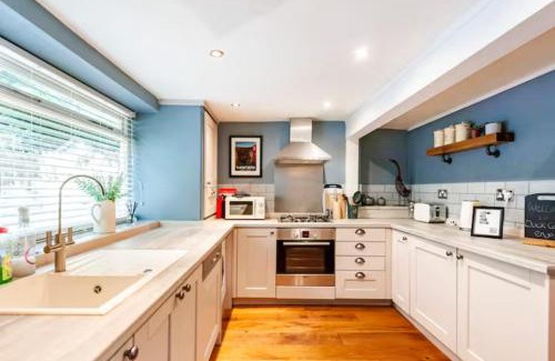 Haworth House | Duck Cottage - Cosy Cottage - Central Location
