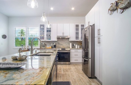 Marathon House | Duck Key Bimini Retreat 3 bedroom 2 bath home with