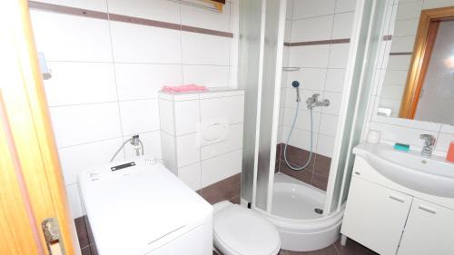 Istok Apartment | Dugiš studio-no parking