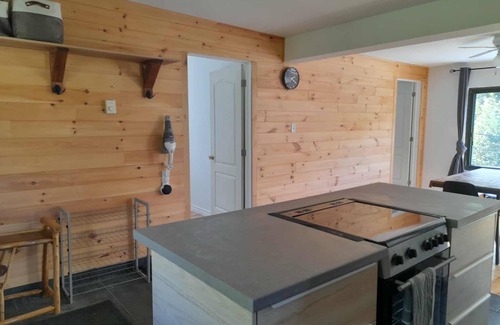 Duhamel Cottage | Duhamel Treetop Cottage
