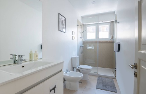 Alfama House | DuMont Lisbon Guesthouse